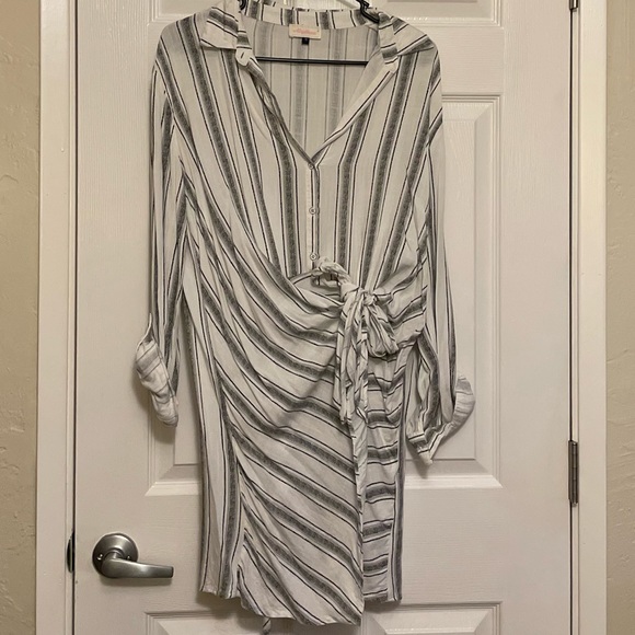 SOLD Alythea Striped Shirt Dress Tunic Ties in front - Picture 8 of 10